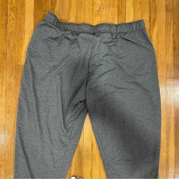 Nike Attack 7/8 Training Pants - Picture 8 of 11